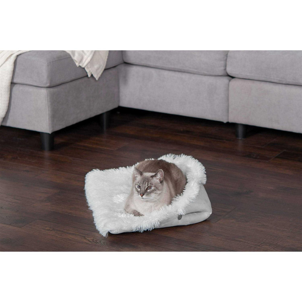 Self-Warming Pet Mat & Bed E45652