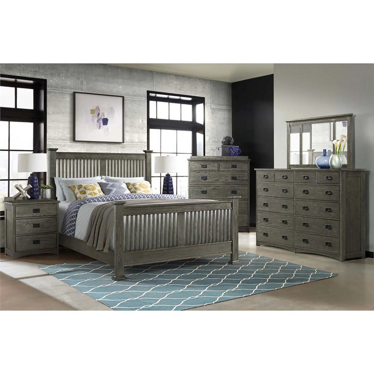 3-Drawer Wood Nightstand I2481