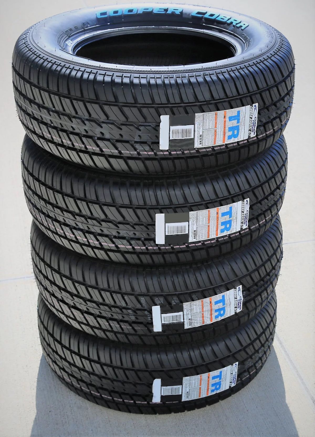 Set of 4 All Season Tires Q5970