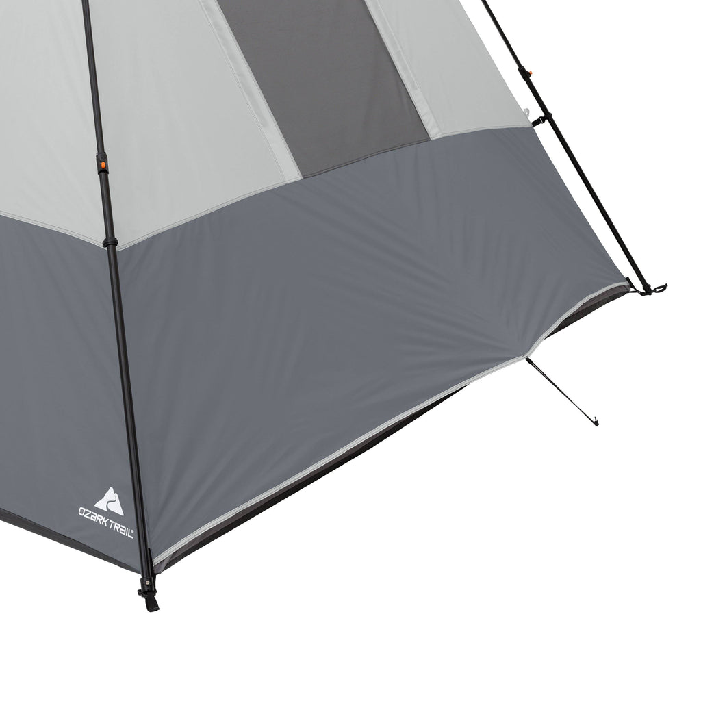 6-Person Instant Cabin Tent with LED Light X777622