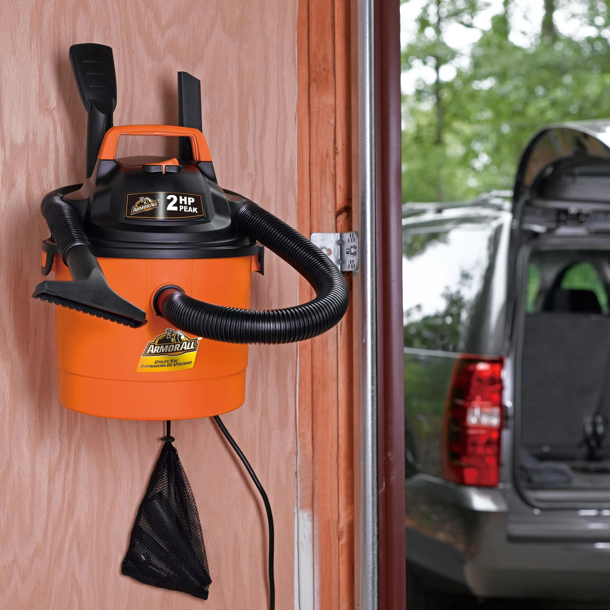 2.5 Gallon 2 Peak HP Wet Dry Vacuum U35481