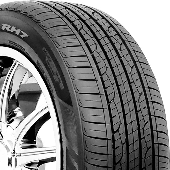 Set of 4 All Season Tires S988647