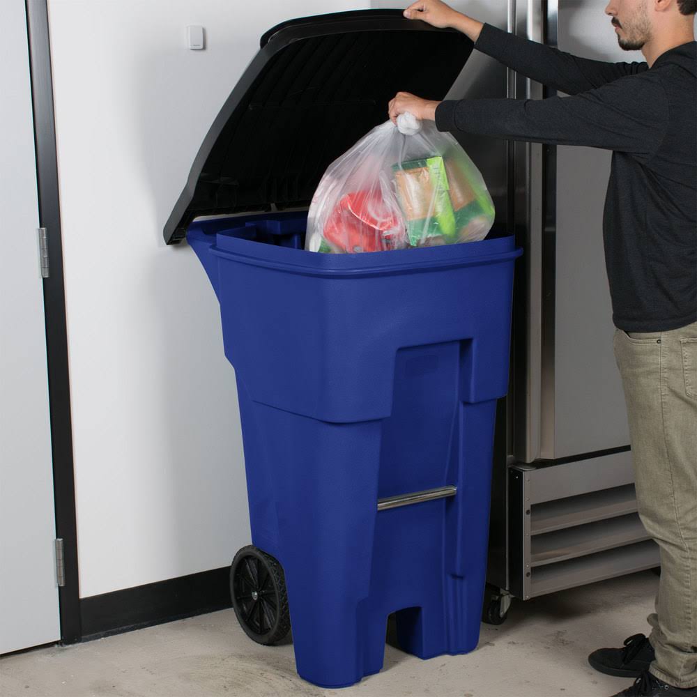 65 gal Blue Rectangular Trash Can M48020
