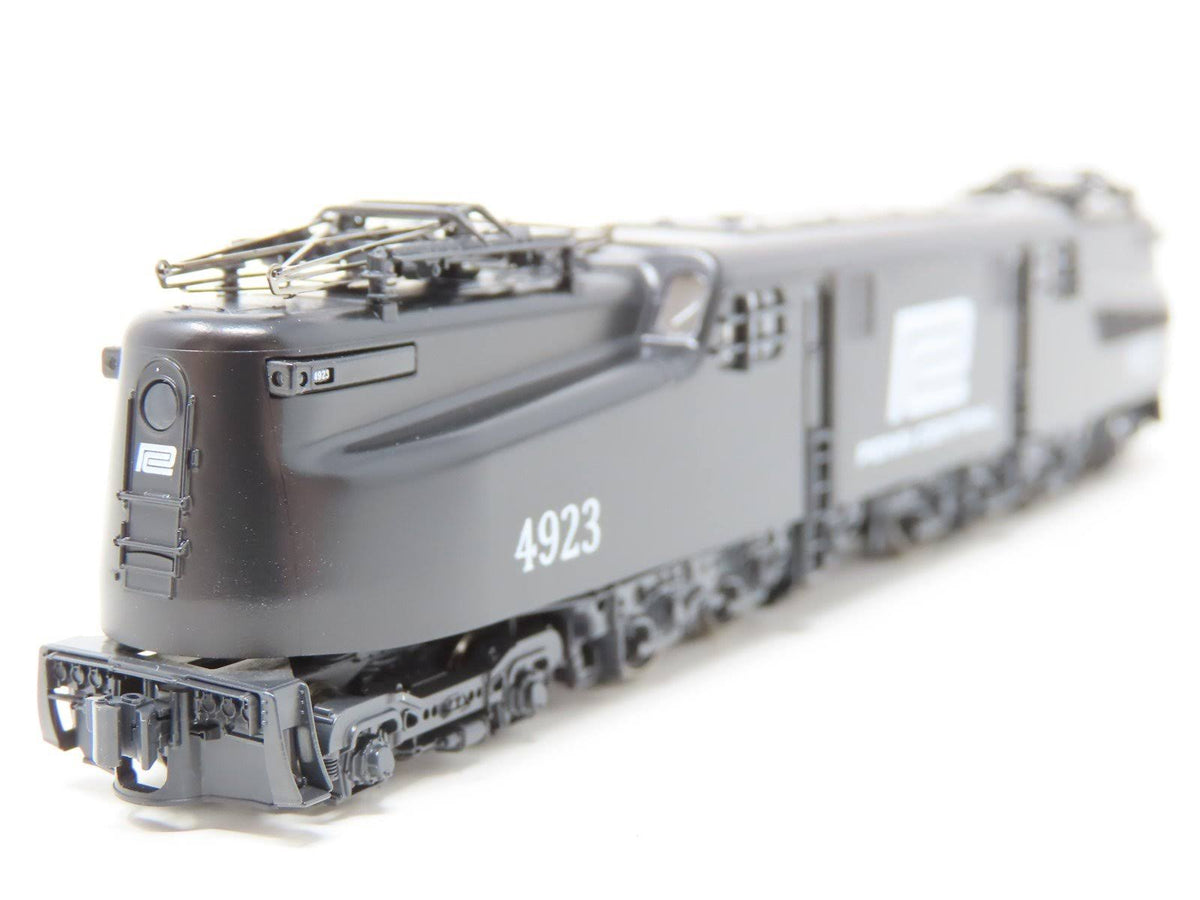 N Scale Locomotive B57482