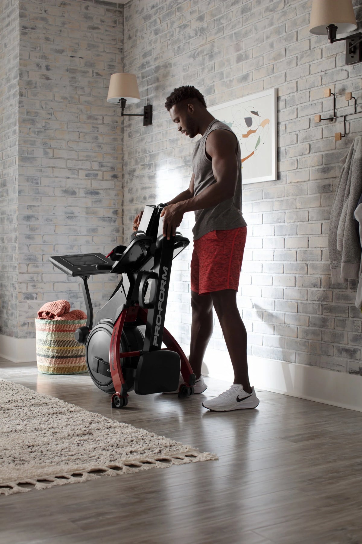 Rower with 10” Touchscreen P788