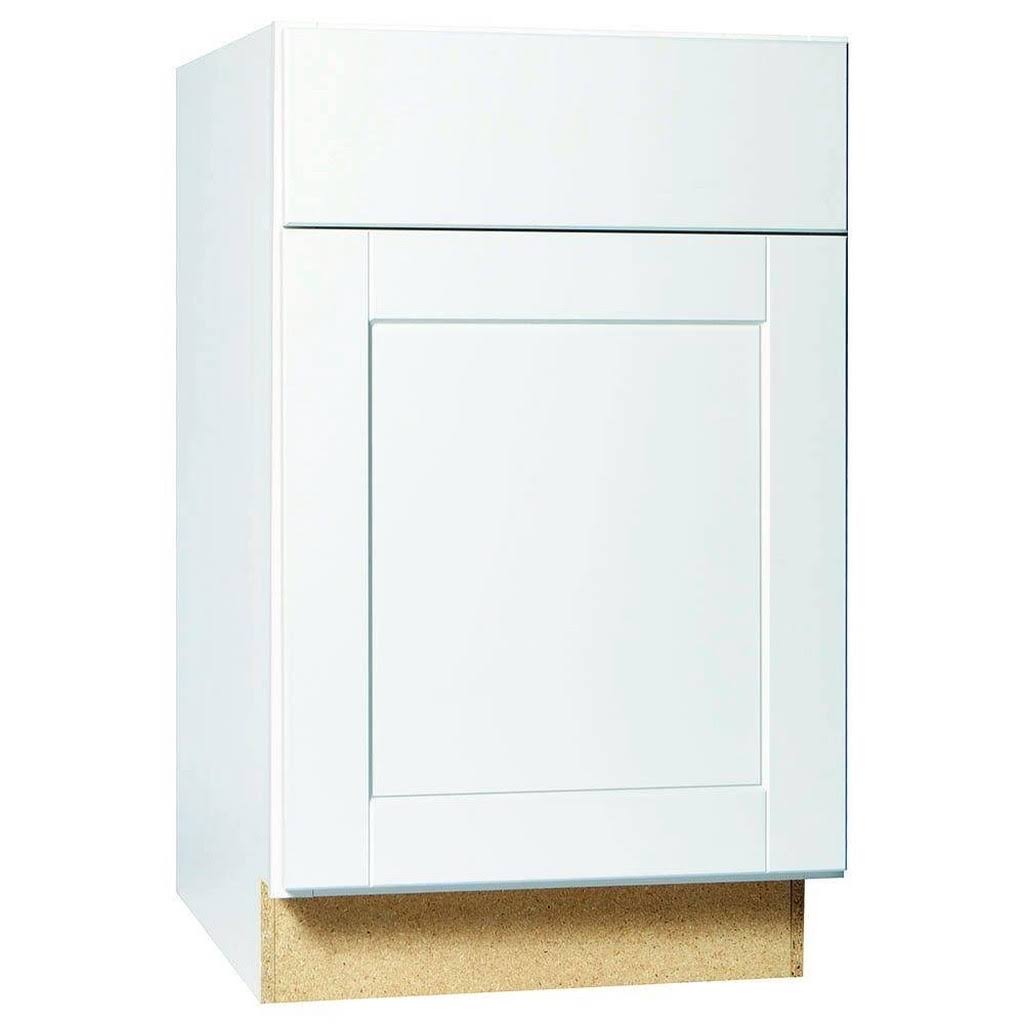 White 21 in. Shaker Base Cabinet Q741233