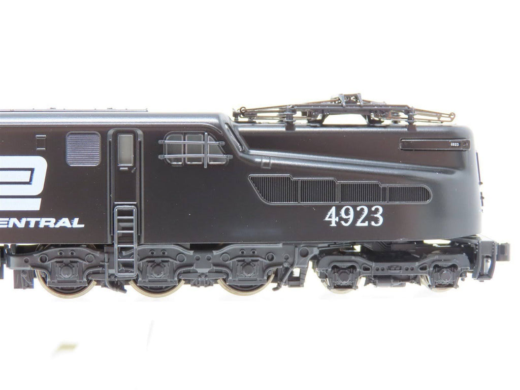 N Scale Locomotive B57482