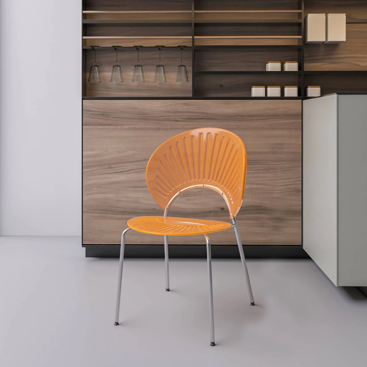 Amber Plastic Dining Chair Set of 4 S952227