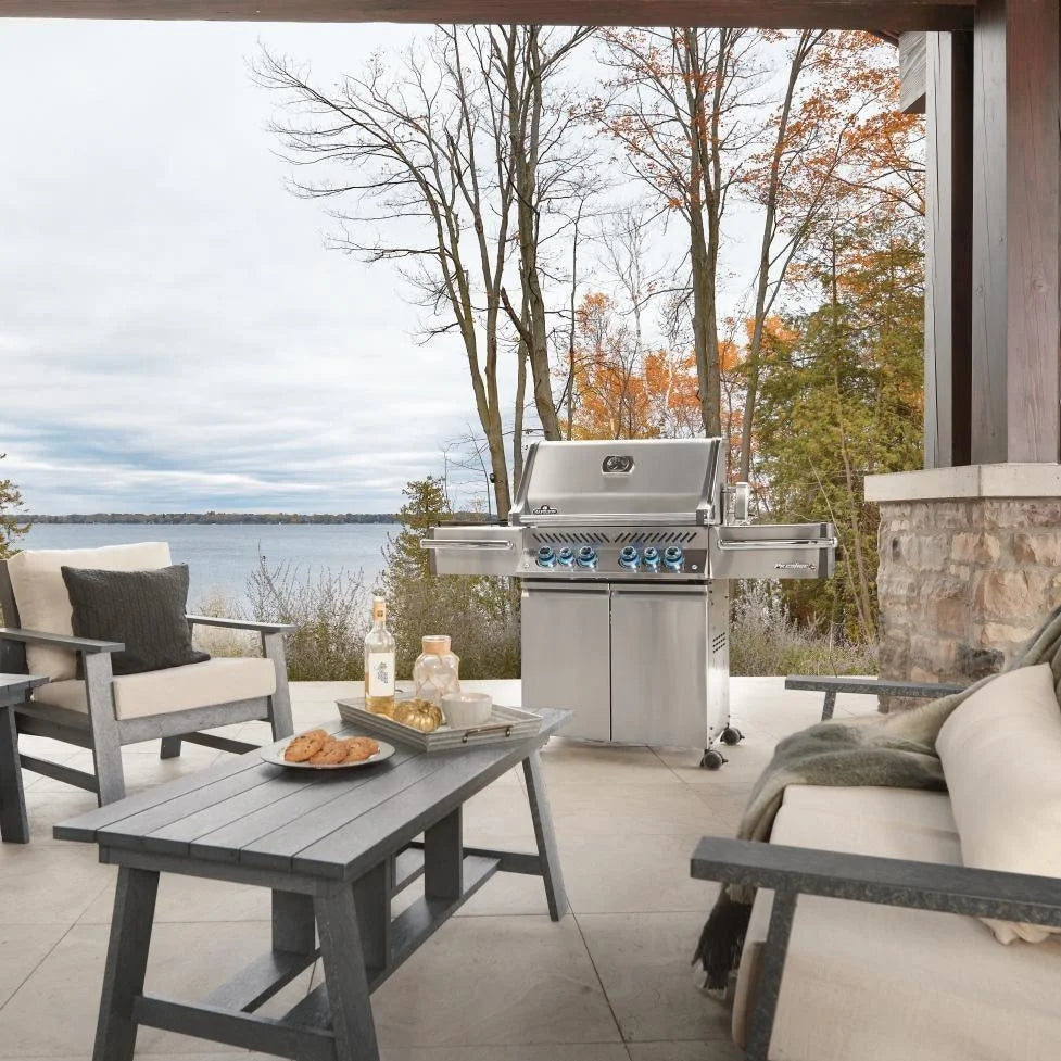 Propane Gas Grill With Infrared Rear Burner And Side Burners U8154